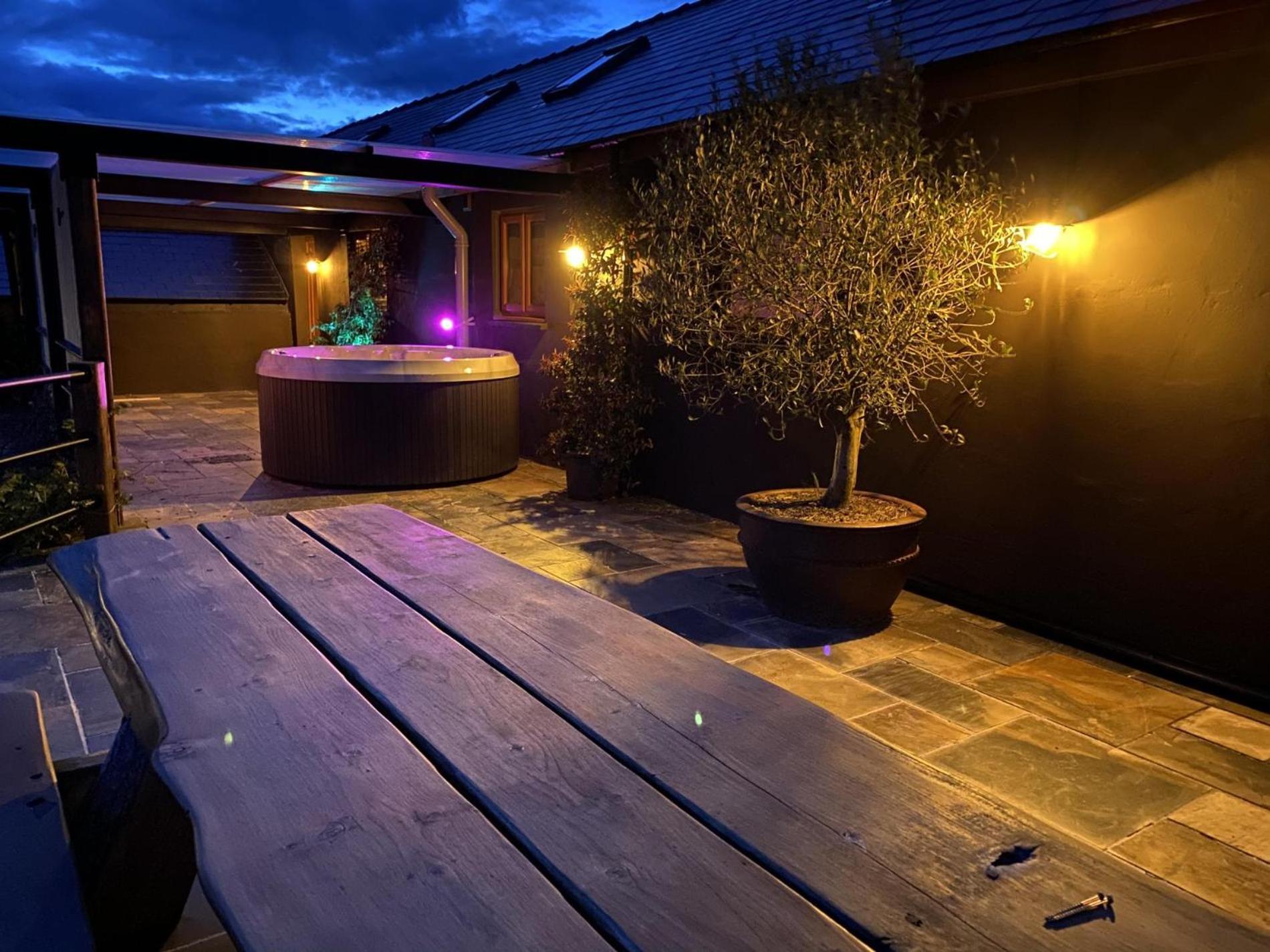 Lavender - Luxurious Barn Conversion - Blossom Farm Johnston Ngoại thất bức ảnh